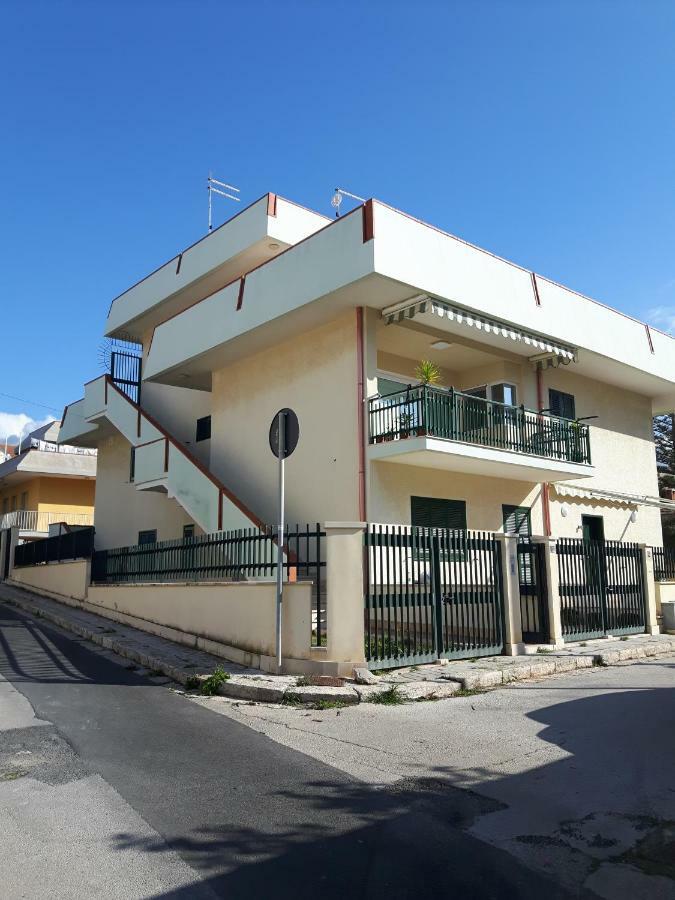 Apartamento Bobo' Marina di Ragusa Exterior foto